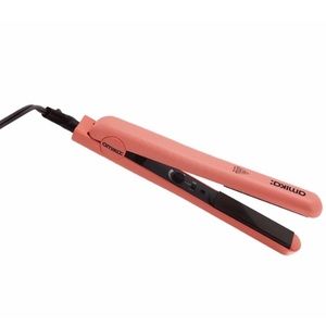 Ceramic hair straightener by Amika
